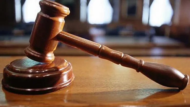 Kadın Avukata Bürosunda Sözlü Ve Fiziki Saldırıda Bulunduklarını İddiası