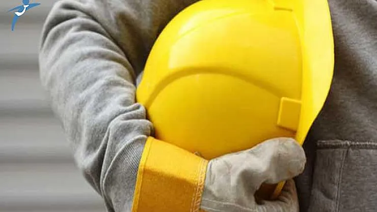 Kadroya alınan taşeron işçilerin ücretleri derhal artırılsın talebi