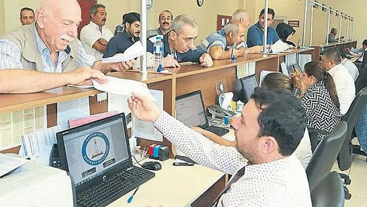 Kamu çalışanları ne zaman idari izinli sayılacak?