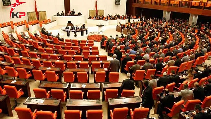 Kamu Görevlilerinin Ek Göstergelerini Yeniden Düzenleyen Kanun Teklifi Meclise Sunuldu