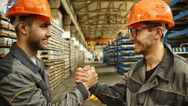 Kamuda Çalışan İşçilere En Az 628 TL Ek İkramiye Ödenecek