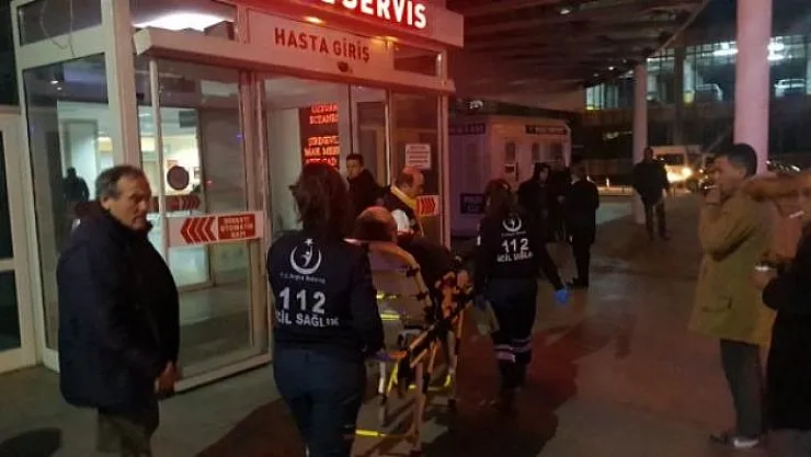 Karabük'te, yedikleri yemekten dolayı zehirlenen 80 kişi hastaneye kaldırıldı
