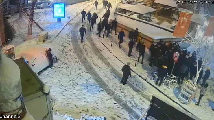 Kartopu Savaşında Silahlar Patladı! 50 Kişi Birbirine Girdi!