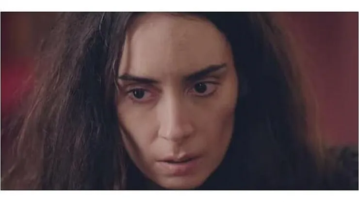 Kırmızı Oda Alya'nın hikayesi herkesi anlattı! TV8 Kırmızı Oda Alya kim? Kırmızı Oda Alya'nın hikayesi ne?