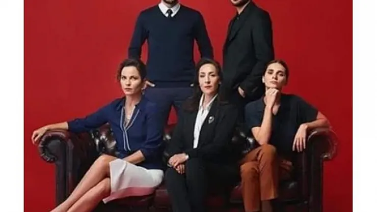 Kırmızı Oda dizisinin konusu! Kırmızı Odası oyuncuları! Kırmızı Oda dizisi hangi kitaptan alındı?