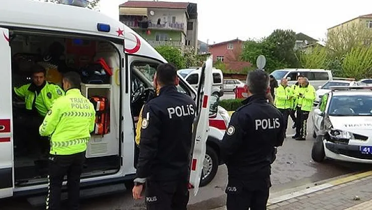 Kocaeli Derince'de Korkunç Trafik Kazası! Yaralı Polis Var