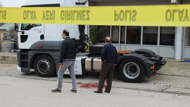 Kocaeli Gölcük'te Nakliye şirket müdürü, silahlı saldırıda hayatını kaybetti