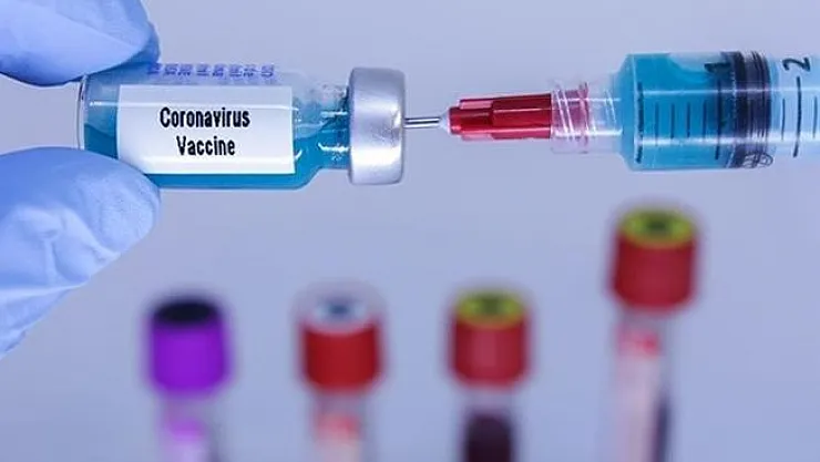 Koronavirüste umutlandıran gelişme! Uzman doktor ilk defa aşı için tarih verdi!