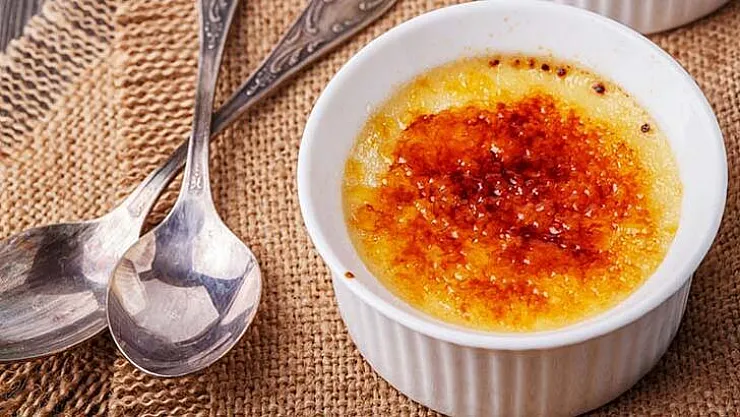 Krem Brüle nasıl yapılır? 27 Temmuz MasterChef 2021 Krem Brüle tarifi ve malzemeleri! Pratik Creme Brulee yapımı