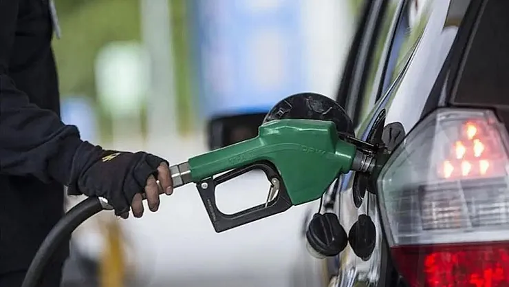 Küresel Enerji Piyasalarında Dönüm Noktası: Petrol Fiyatları ve Akaryakıt Piyasasında Neler Oluyor?
