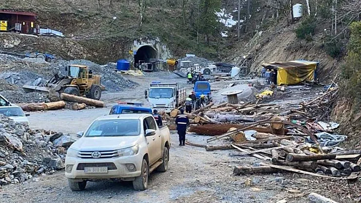 Kurşun madeni ocağında göçük meydana geldi! Kurtarma çalışmaları devam ediyor
