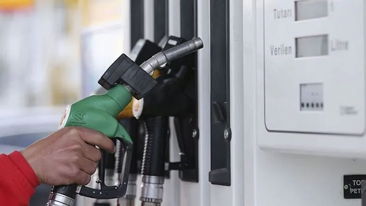 LPG, motorin ve benzinde 40 TL indirim müjdesi böyle duyuruldu! Depolarınızı indirimle fulleyin!