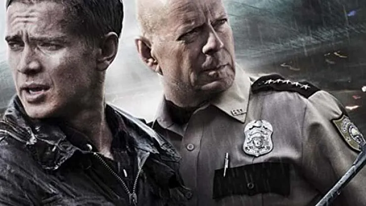 Macera aksiyon ve bilim kurgu türünde olan İlk Kurşun filmi konusu ve oyuncuları kimdir?