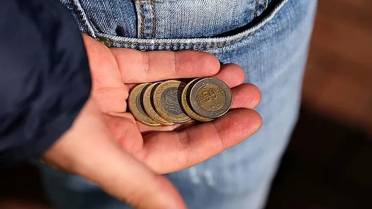 Madeni paralar 14 yıl sonra değişti! 1 TL ve 50 kuruşlar yenilendi