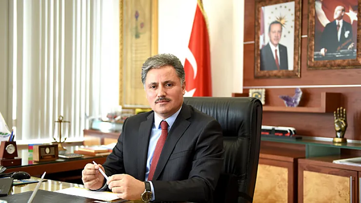 Malatya Büyükşehir Belediye Başkanı Ahmet Çakır İstifa Etti! Kimdir?