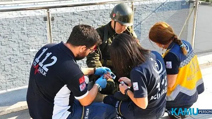 Manisa'da 30 Ağustos Zafer Bayramı töreninde bir asker bayıldı