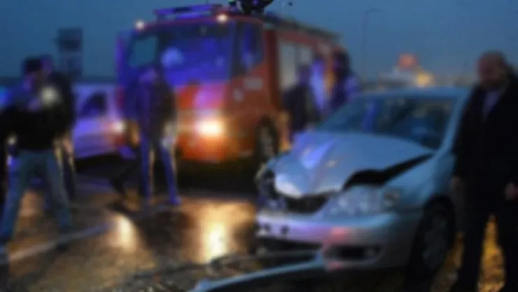 Manisa'da Trafik Kazası! 3'ü Çocuk 7 Kişi Yaralı