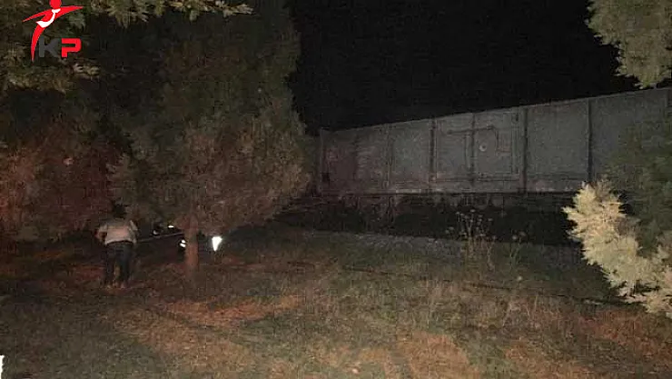 Manisa'da Tren Yayaya Çarptı ! Orada Can Verdi