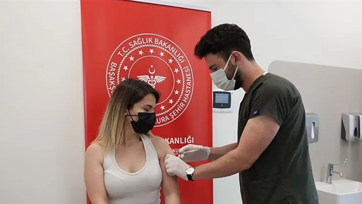 Marmara Üniversitesi aşı zorunluluğu sinyali geldi!