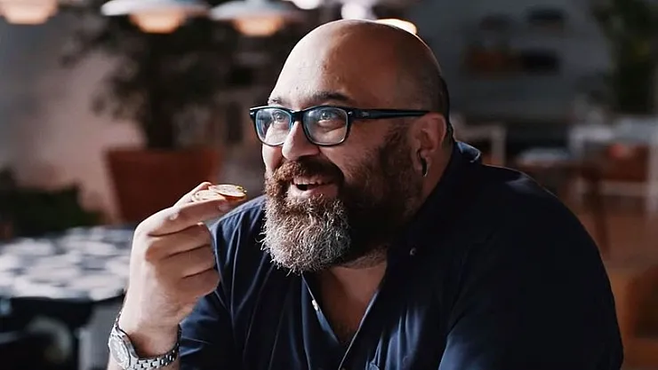 MasterChef Türkiye yarışmasının jürisi Somer Sivrioğlu'nun memleketi nihayet ortaya çıktı herkesin İstanbullu sandığı ünlü isim meğer…
