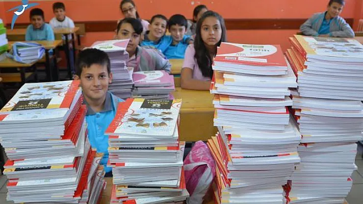 MEB Duyurdu! 125 Milyon Ücretsiz Ders Kitabı Okullara Gönderildi