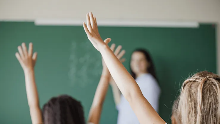 MEB'den 5 Bin Ücretli Öğretmenlerin Sözleşmeli Olarak Atanması Hakkında Açıklama Yapıldı