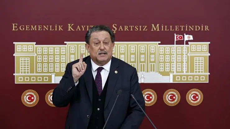 Mecliste domatesli biberli basın toplantısı