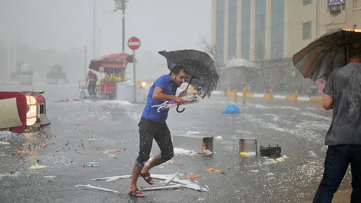 Meteoroloji 31 şehir için saat vererek sarı alarm verdi! Çok kuvvetli geliyor: Sabaha kadar devam edecek
