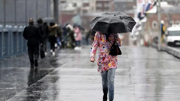Meteoroloji akşam saatlerinde duyurdu: 5 bölgeye şiddetli gök gürültülü sağanak yağış geliyor!