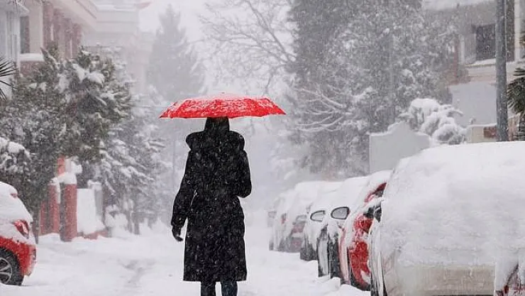 Meteoroloji İstanbul'u uyardı: Kar geliyor! Buzlanmaya dikkat...