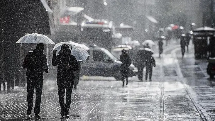 Meteoroloji Uyardı! Bu İllerde Çok Kuvvetli Sağanak Yağış Bekleniyor