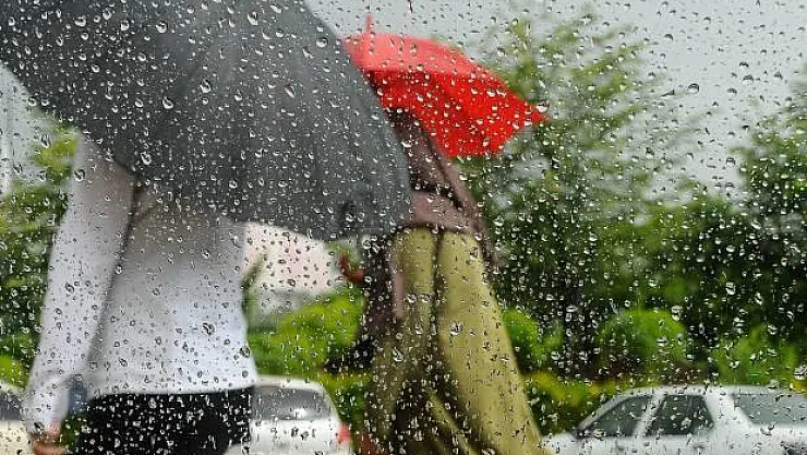 Meteoroloji'den 50 ilden fazla ile son dakika sağanak yağış uyarısı! Saat 12.00'de başlayacak!