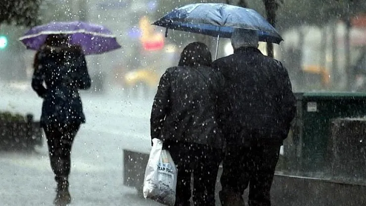 Meteorolojiden kuvvetli sağanak ve sis uyarısı! Son dakika hava durumu, yurt genelinde sıcaklıkları nasıl olacak?