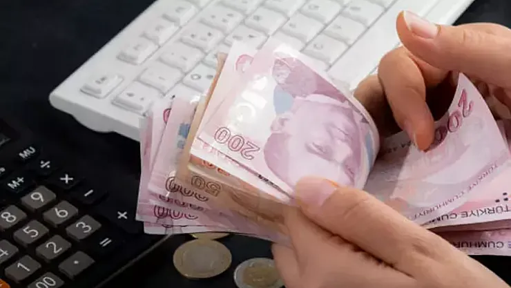 Mevduat Faizleri Sert Düştü! Bankalardan Yeni Oranlar ve Faizsiz Kredi Sürprizi