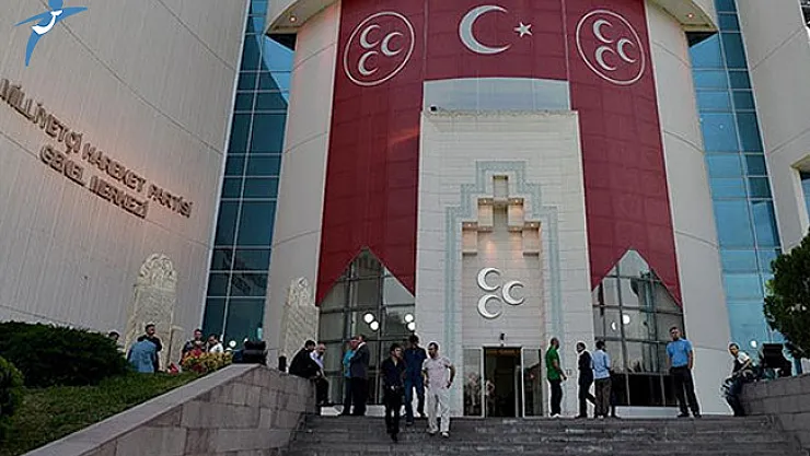 MHP Ankara Gölbaşı İlçe Teşkilatı Yetkililerinin Görevlerine Son Verildi