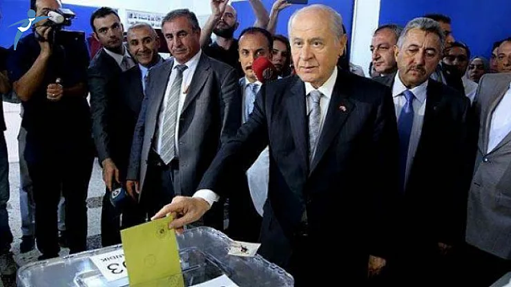 MHP Lideri Devlet Bahçeli Oyunu Kullandı!