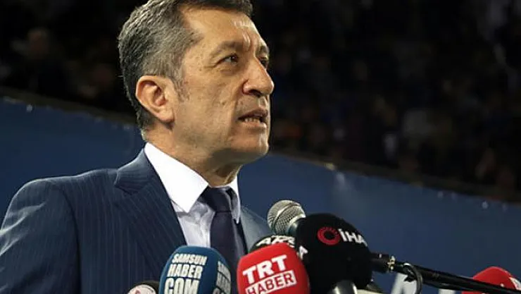 Milli Eğitim Bakanı Selçuk'tan Momo ve Mavi Balina Açıklaması