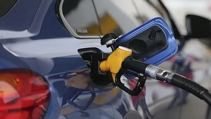 Milyonlarca kişiye kötü haber! Motorine 23 kuruş zam geldi!