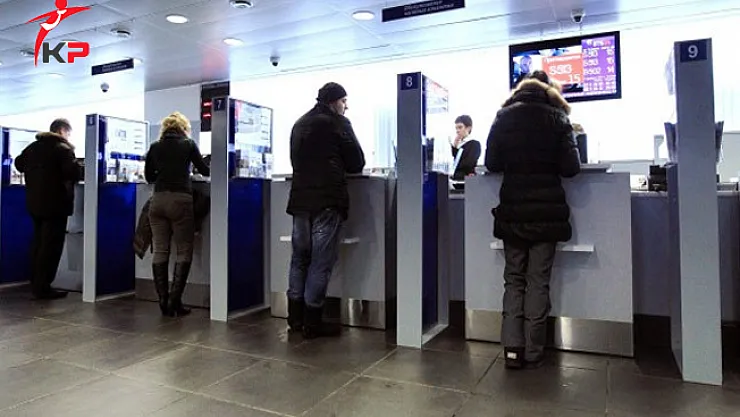 Milyonları İlgilendiriyor ! Bankalar ve PTT Arefe Günü (Bugün) Açık Mı ?