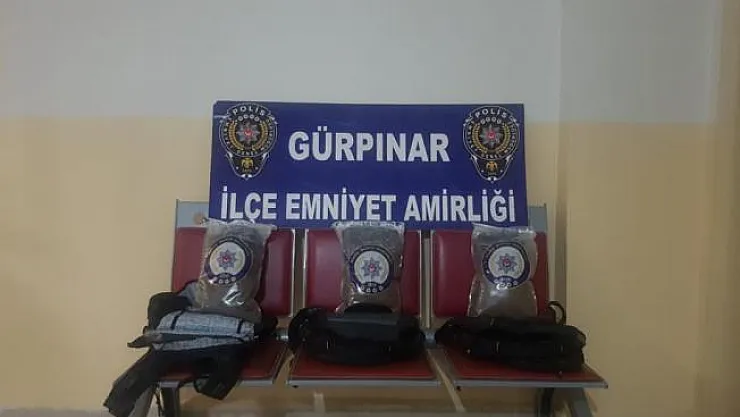 Minibüste 38 düzensiz göçmen yakalandı