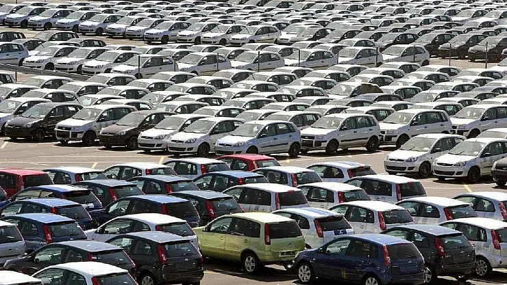 Motorlu taşıtlara yine yüzde 50 ÖTV zammı geliyor!