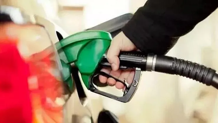 Müjde indirim başladı! Akaryakıt fiyatlarında indirim başladı: İşte yeni benzin ve motorin fiyatları