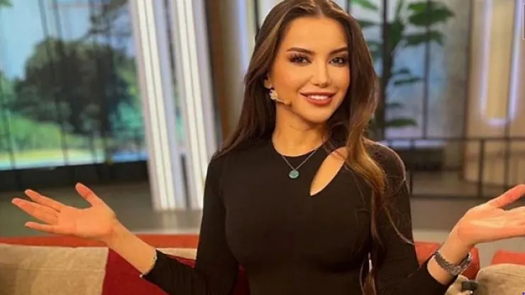 Nişanlısının annesi, babasına çıplak fotoğraflarını attı yer yerinden oynadı! Esra Ezmeci de işin içinde… Neler oluyor?