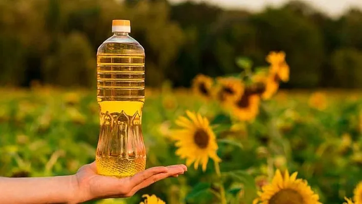 O markette dev kampanya: 5 litre ayçiçeği yağı hediye edilecek! Herkes oraya akın etti