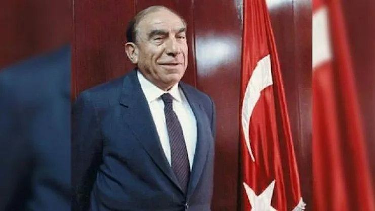 O Üniversitenin Adı Artık Alparslan Türkeş Oldu