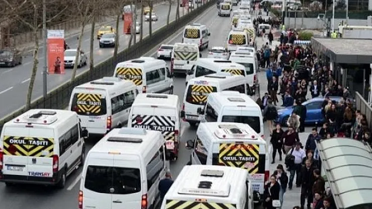 Öğrenciler Ve Veliler Dikkat- Okul Servis Ücretleri Hakkında Yargıtay'dan Flaş Karar