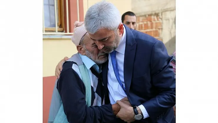 Ordu Valisi İrfan Balkanlıoğlu Şehit Ailesini Ziyaret Etti