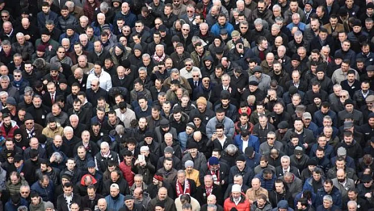 'Ozan Arif' son yolculuğuna uğurlandı