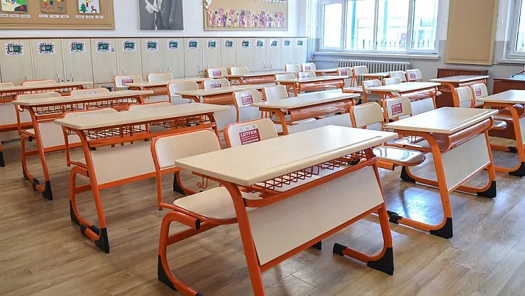 Pazartesi günü okullar açılacaktı: Son dakika karar verildi! Bazı okullar için tahliye kararı açıktı