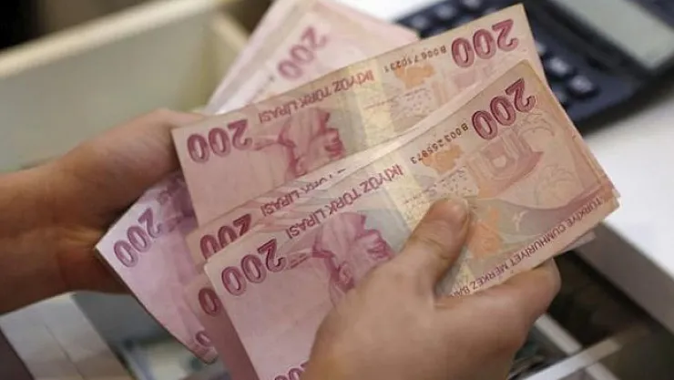 Prim Borcu Olan Emekli Vatandaşlara Düşük Faizli Kredi